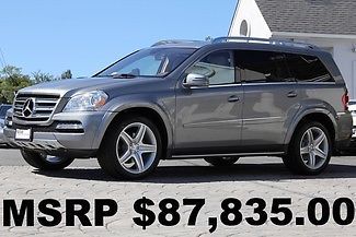 Palladium silver auto awd only 18k miles like new rear dvd entertainment perfect