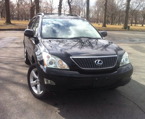 Lexus rx 330 black with navigation and back camera