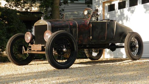 Model t racer with model a wheels. barn find. original. stock components. 1927