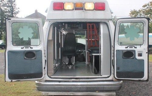 1999 ford e-350 econoline xl extended cargo van 2-door 7.3l ambulance new motor