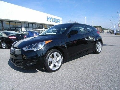 2012 hyundai veloster 3dr cpe mt w/gry int