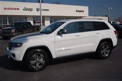 Save $3530 at empire dodge on this new laredo trailhawk edition v6 4x4
