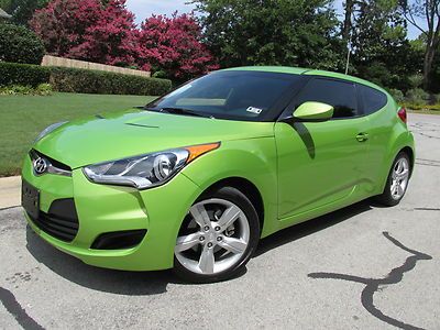 2012 hyundai veloster ***like new***low miles***automatic***alloy wheels***