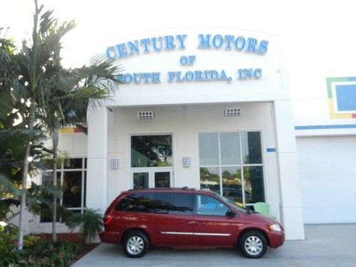 2005 chrysler town &amp; country 4dr lwb touring fwd 1-owner low miles