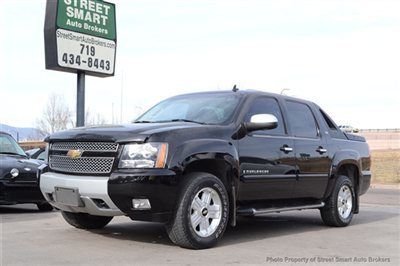 Z71 avalanche 4wd, 1 owner, clean carfax, dvd, navigation, sunroof, excellent!!