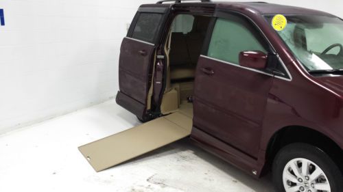 2010 honda odyssey ex-l mini passenger van 4-door 3.5l with vmi mobility lift
