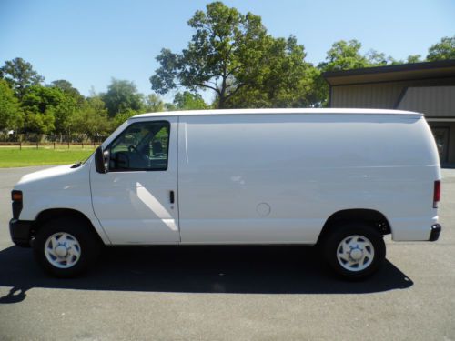 2008 ford e-250 cargo van 4.6l   ***one owner***     ***no accidents***