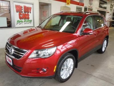 Awd se heated leather seats suv 2.0l turbo charged cd huge sun roof 4motion