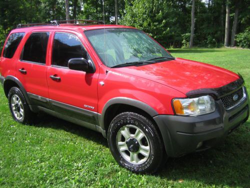 2002 ford escape with damage, runs really good with clean title