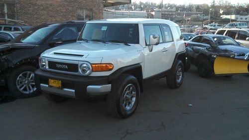 2013 toyota fj cruiser best deal on ebay stop buy &amp; take a look today!!!!