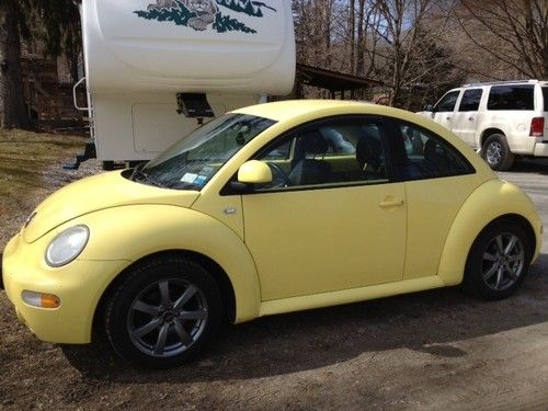 2000 new beetle gls  yellow