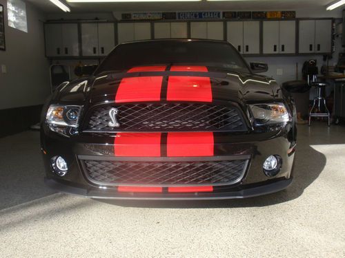 2012 shelby gt500 black/red convertible 2000 miles
