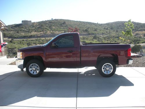 2013 chevy silverado with only 371 mi. ruby red metallic,ls package