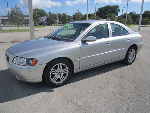 2006 volvo s60 2.5 t  only 80,000 miles   runs and drives great