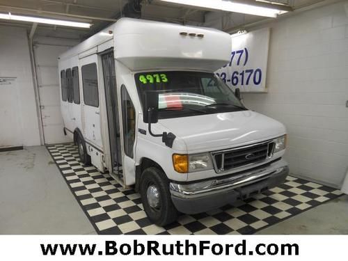 2004 ford e-350 econoline commercial bus and wheelchair lift super duty diesel