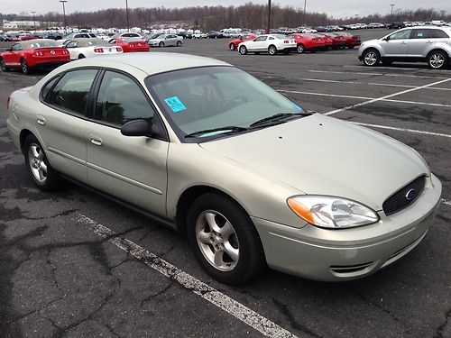 2007 ford taurus 6 seater low miles 44k drives like new no reserve