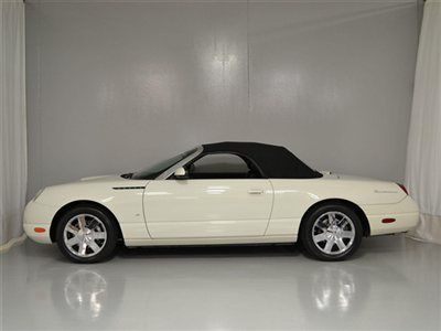 2003 ford t-bird convertilbe - only 29,366 miles! great buy at only $19,900 -