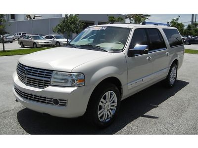 Lincoln navigator l rear ent. heated/cooled seats  one owner