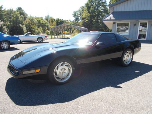 1995 corvette black sport coupe