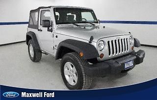 08 jeep wrangler 4x4, very low miles, soft top, manual transmission!