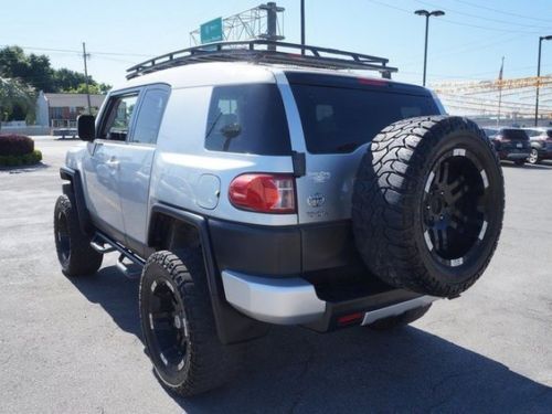 2008 toyota fj cruiser 4-door 4.0l 4x4 &#034;with lots of extra&#034; !finance available!