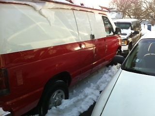 1998 ford e250 van, low miles, no rust, great engine