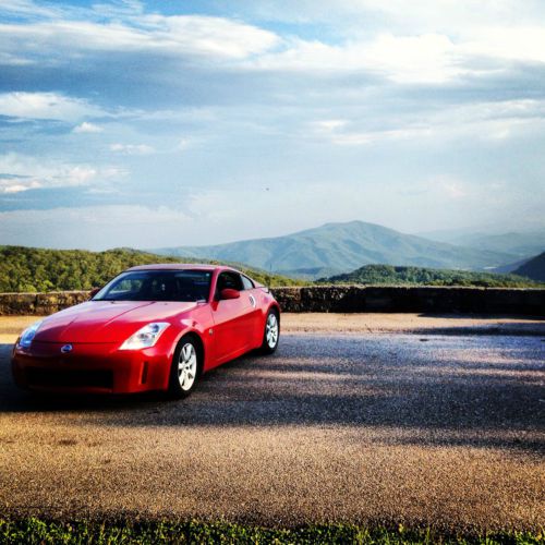 Nissan : 350z coupe, 2005, 3.5 v6, $2k stereo, auto, 99k miles, great condition!