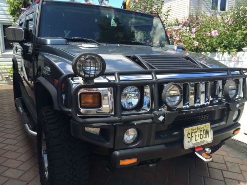 Hummer h2 great conditon ***low*** mileage luxury package 4x4 leather seats