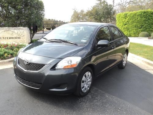 2010 toyota yaris 4 door a/t-one owner-exc. condition-perfect carfax report