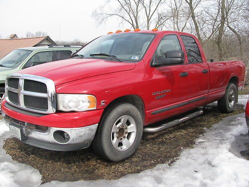 Dodge: ram 2500 slt towing package ext. cab high miles but runs great!!