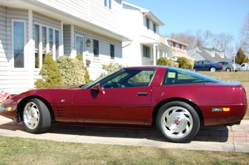 1993 ruby red 40th anniversary edition corvette with only 23819 miles