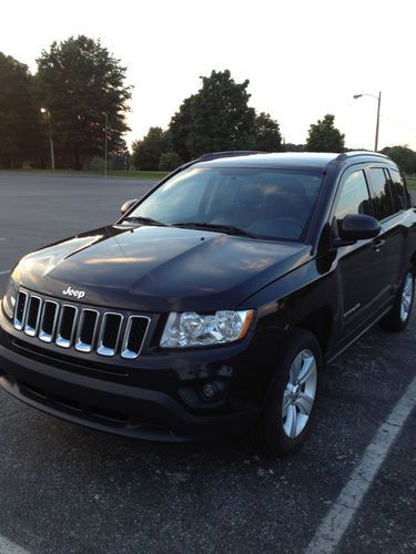 2012 jeep compass latitude excellent condition very low mileage