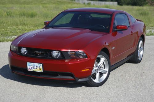 2011 ford mustang gt 5.0 premium coupe, 6 speed, leather, red candy metallic