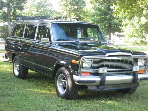 1985 black jeep grand wagoneer