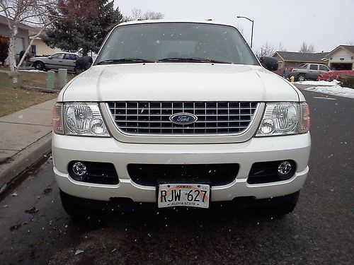 2004 ford explorer, limited edition, leather seat, cd, cass player, ac &amp; heater.