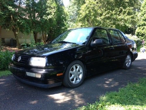 Vw jetta 1996 lowered, lots of new parts