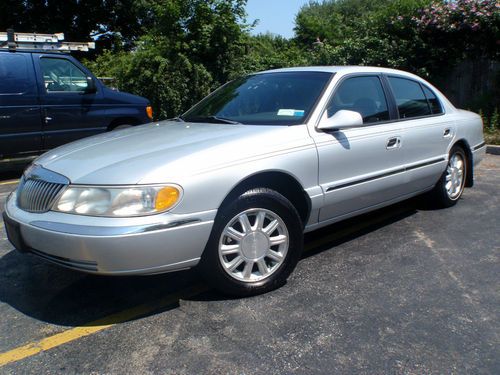 2001 lincoln continental runs amazing very clean condition bargain priced