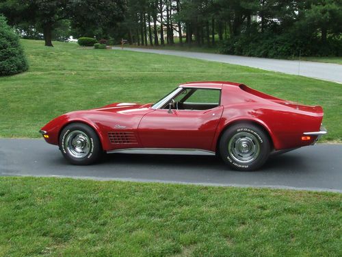 Corvette 1972 4-speed w/factory a/c