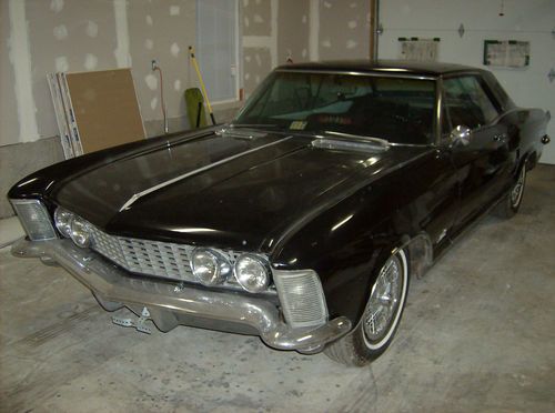 63 with 401 nail head auto in floor 78000 miles black on black runs great
