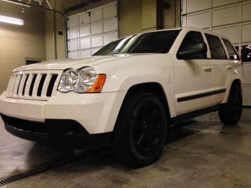 2008 jeep grand cherokee extra clean,  excellent condition