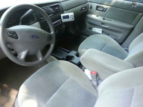 Great condition ford taurus