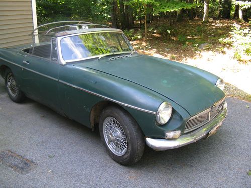 Mg 1964 "pull handle" mgb all original with overdrive ready for restore or parts