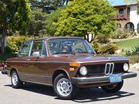 Californiaclassix  1-owner 1975 bmw 2002 sunroof with air conditioning. {59 pix}
