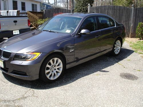 2006 bmw 330i base sedan 4-door 3.0l with premium and cold weather packages