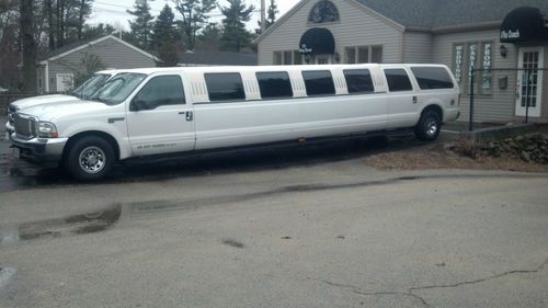2003 ford excursion limousine