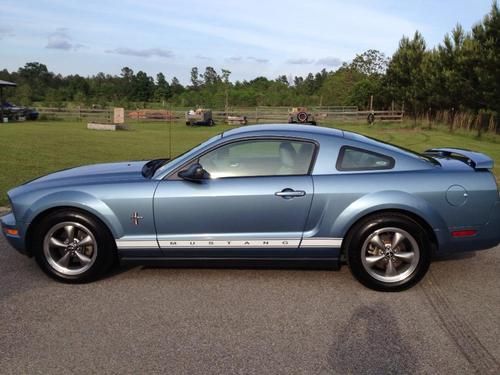 2006 ford mustang pony pkg coupe 2-door 4.0l