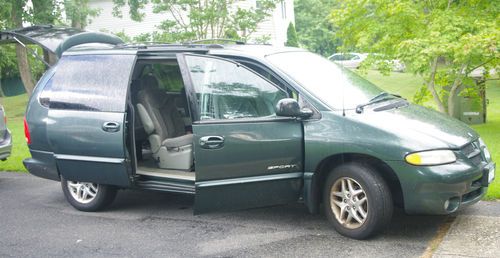 2000 dodge grand caravan sport mini van - only owner! - clean carfax! 100,165 m