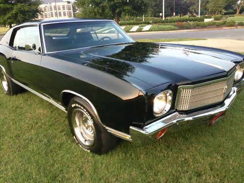 1970 chevrolet monte carlo black on black with buckets and horseshoe shifter