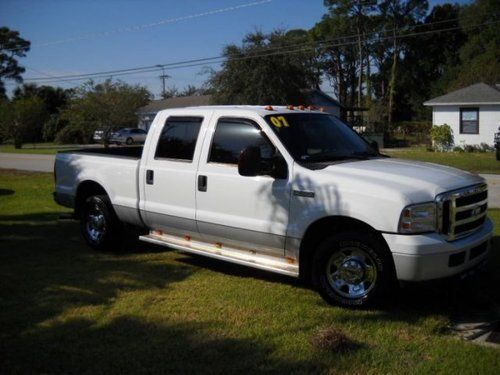 Loaded 2007 ford f250 crew cab xlt! break controller, 5th wheel hitch, more!