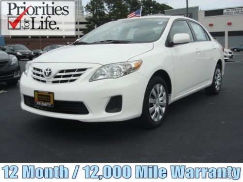 White and tan 1.8l 12v aux clean carfax 1 owner dual airbag